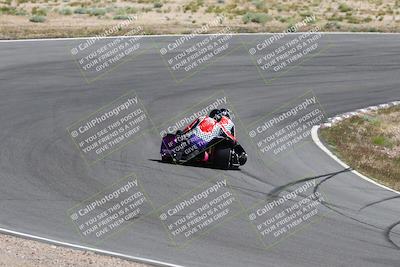 media/Apr-20-2025-AHRMA (Sun) [[393a79c373]]/Race/Group 9/Turn 4b/